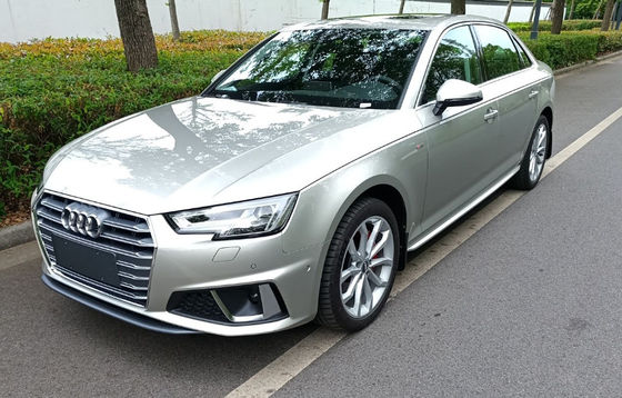Excellent service à la clientèle Audi LXIY 2015 Modèles d'or blanc peinture mixte de voiture prête