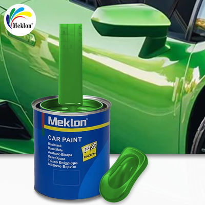 Peinture de voiture verte en couche supérieure avec des installations avancées