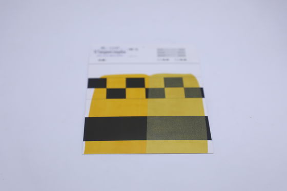 Peinture de voiture jaune fer à haute performance et polyvalente, durable et à séchage rapide pour la réparation automobile