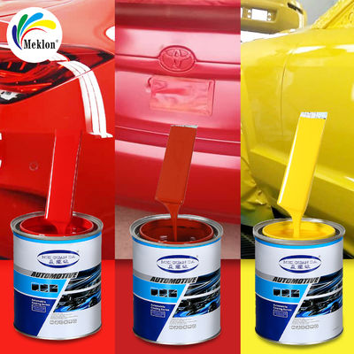 MK133 Peinture automobile acrylique rouge profond avancée résistante aux UV convient aux applications automobiles et industrielles.
