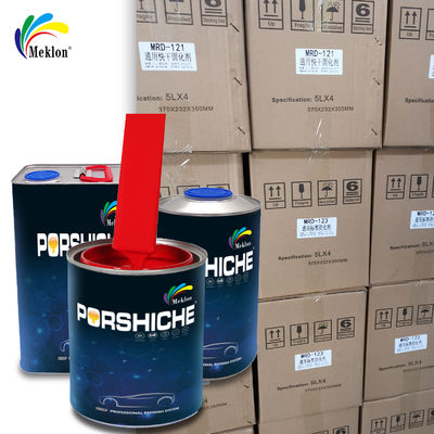 Peinture rouge pour voiture à faible teneur en COV résistante aux rayures