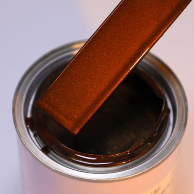 Peinture automobile marron à faibles COV respectueuse de l'environnement, avec haute brillance et résistance aux UV