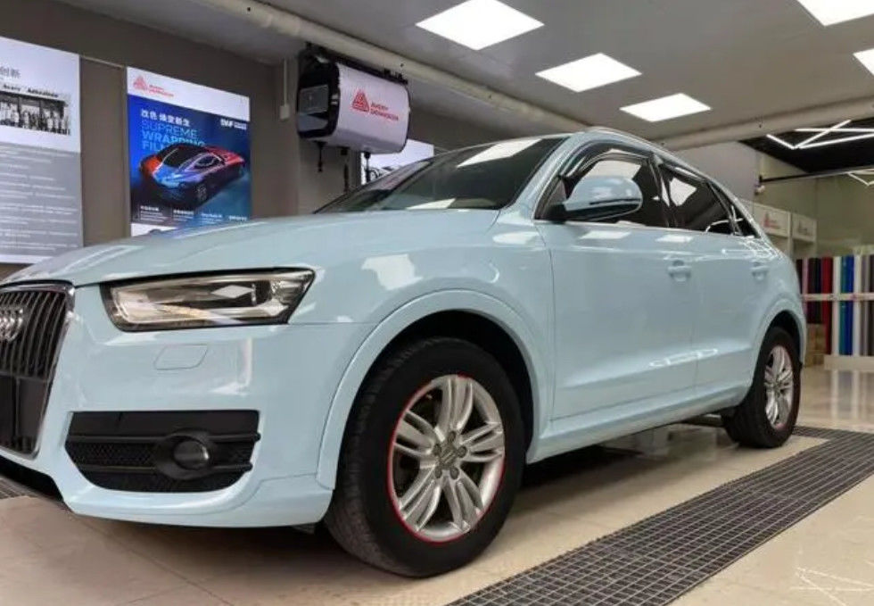 Peinture de voiture mixte prête pour Audi LX5D bleu glacier avec couleur assortie